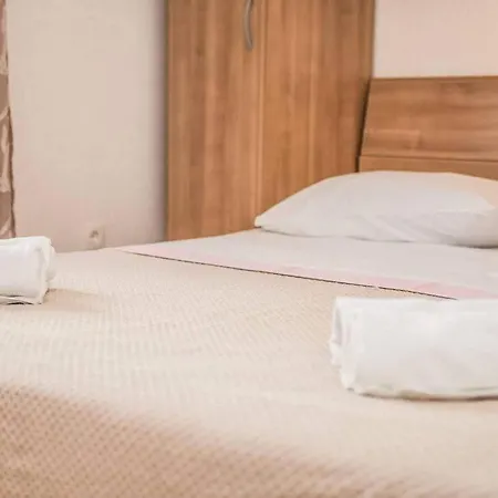 With Parking Space Vinisce, Trogir - 25256
